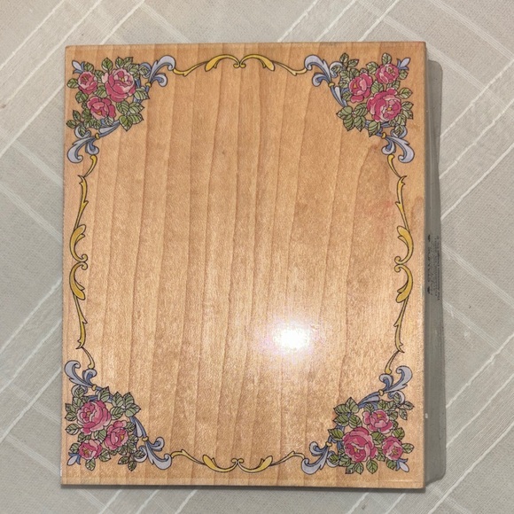 Decorative Wooden Stamps with Teddy Bear and Floral Designs - Picture 4 of 7